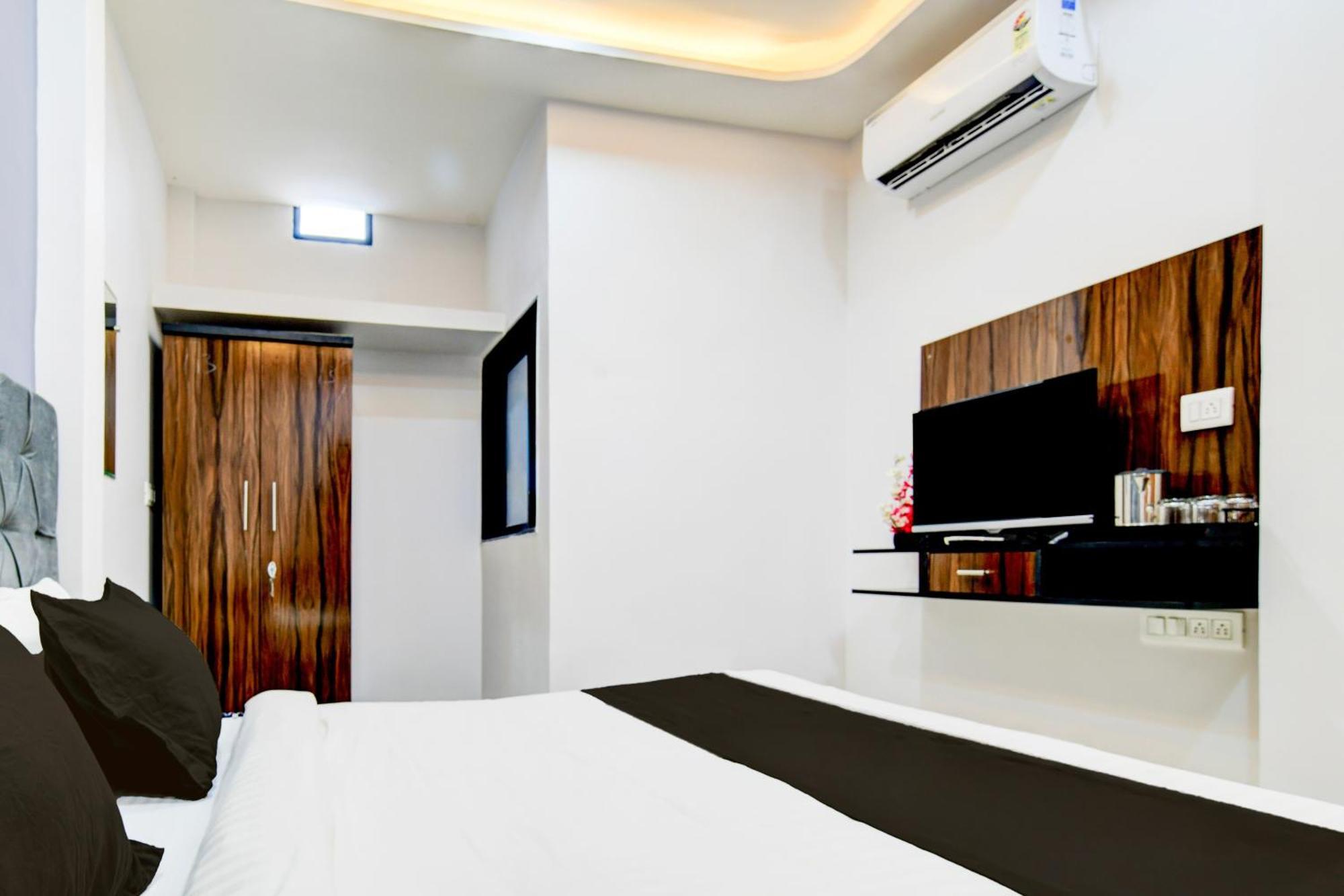 Super Hotel O D.V Near Medanta Hospital Indore Ngoại thất bức ảnh