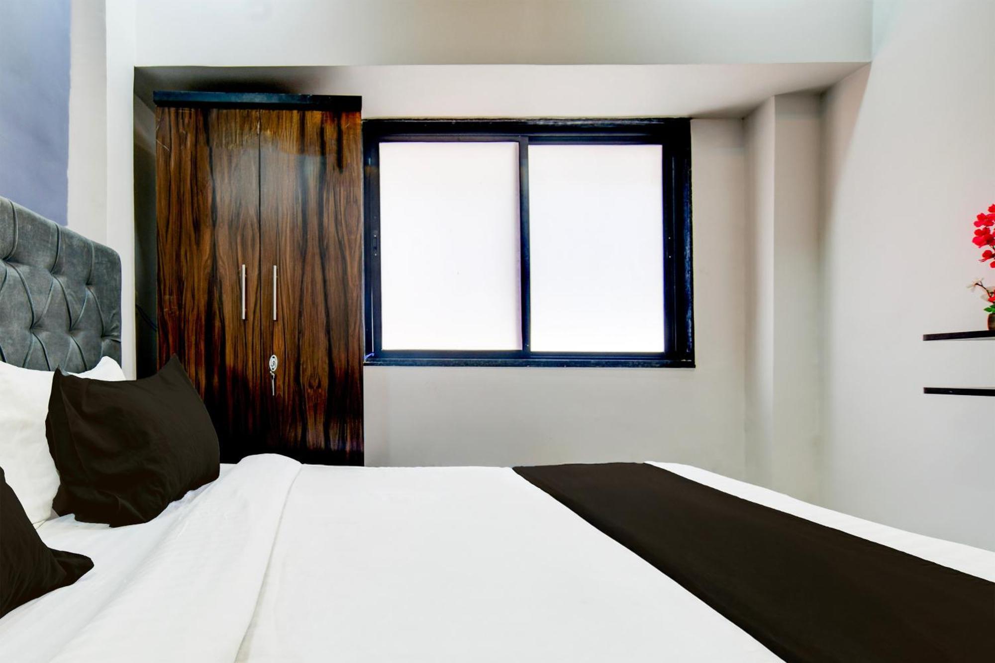 Super Hotel O D.V Near Medanta Hospital Indore Ngoại thất bức ảnh